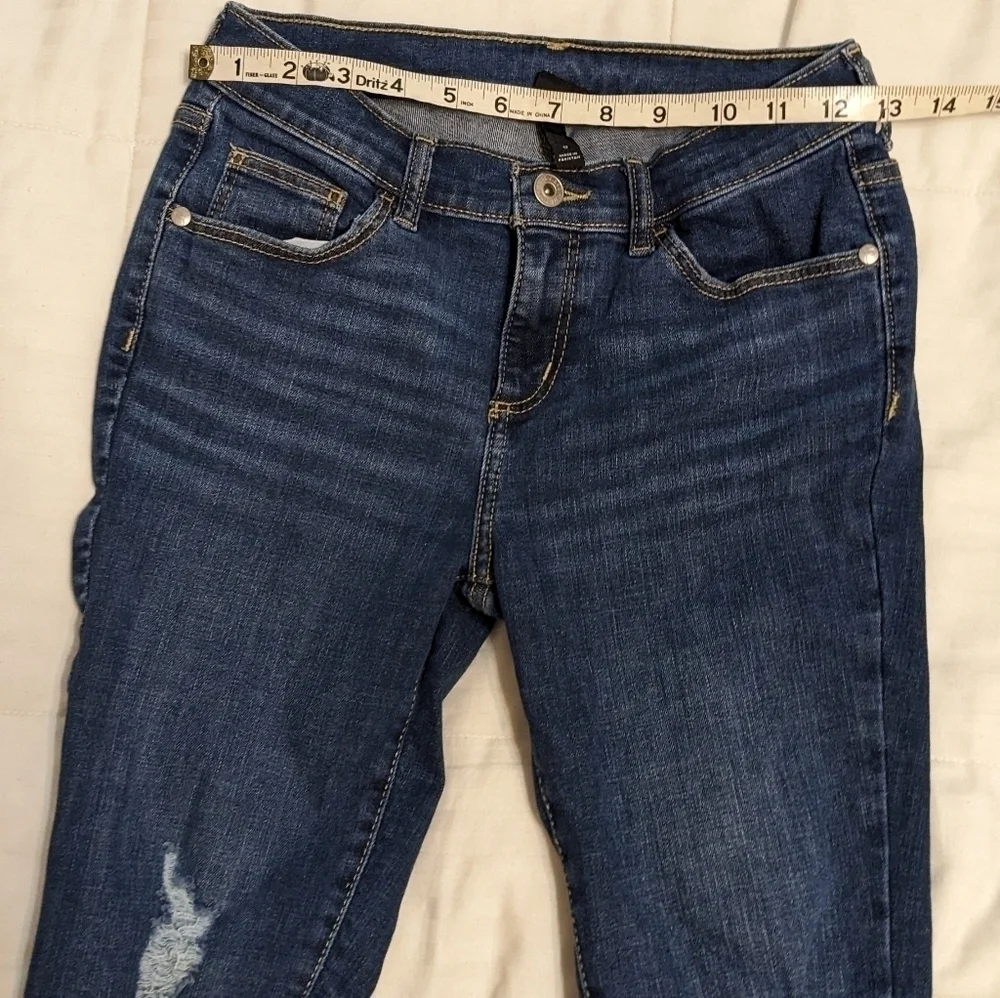 Art Class distressed skinny jeans with a rough h size 12 - Picture 3 of 9